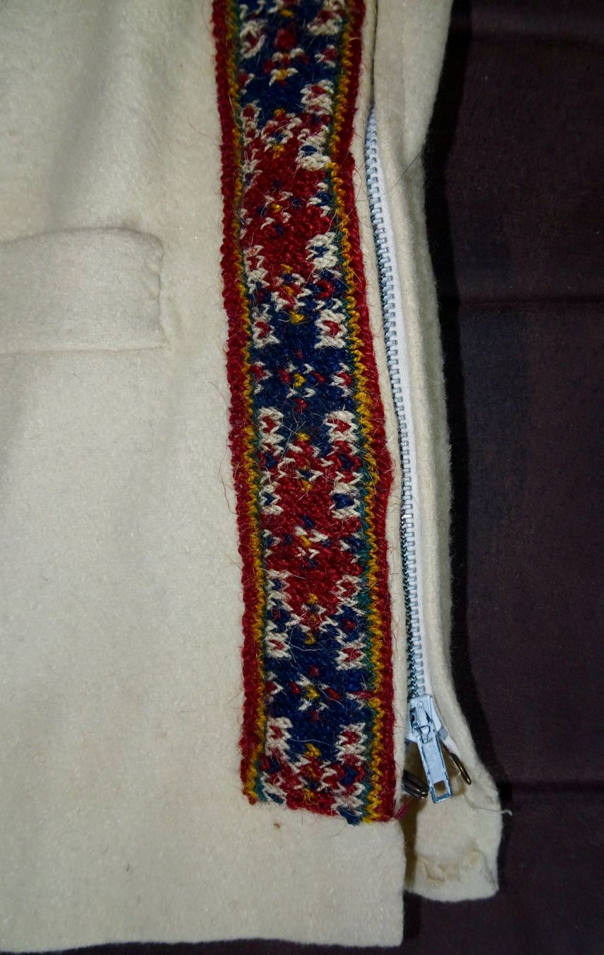 Maglioni & Felpe: Veste/Pull traditionnel grec en laine brodé – Usato da Châtelaine venduto da fil_7lqg 4